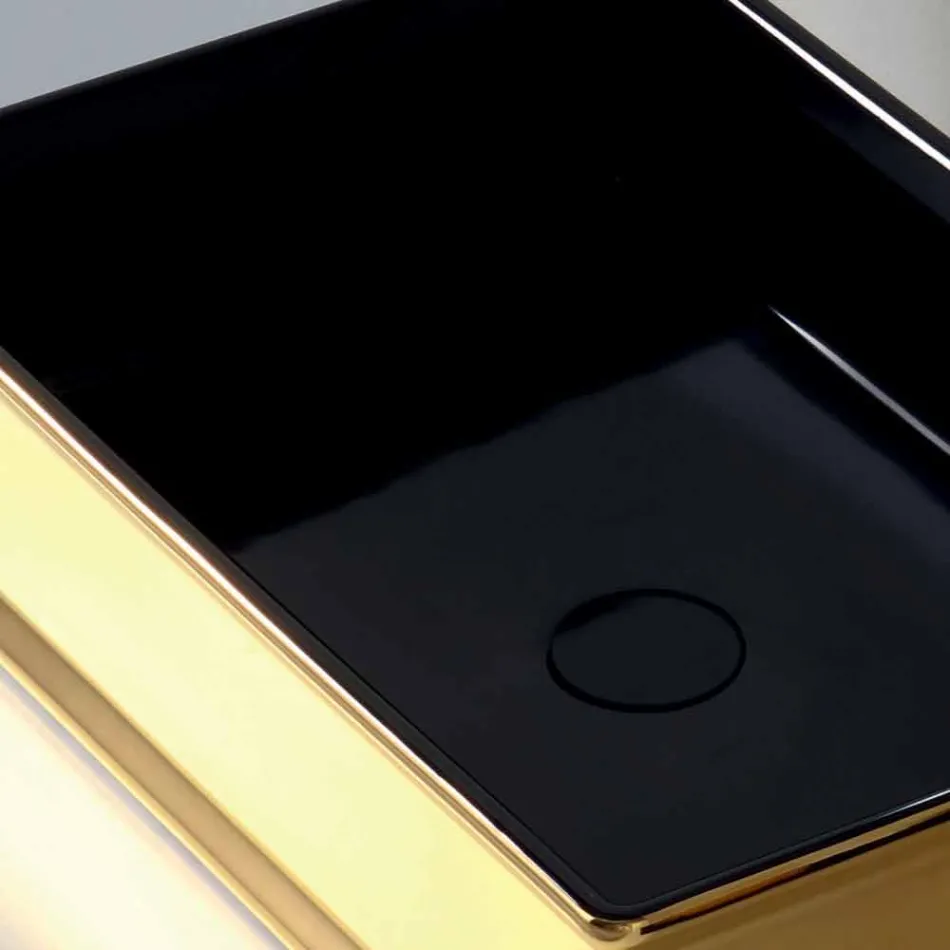 Lavatório de duas cores em cerâmica produzido na Itália por Debora Viadurini