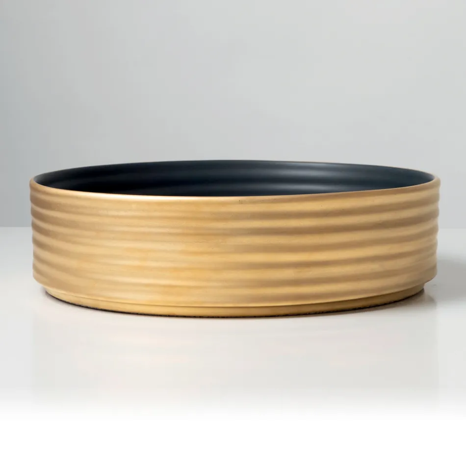 Lavatório de bancada em porcelanato ondulado, fabricado na Itália - Vibrazione Viadurini