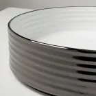 Lavatório de bancada em porcelanato ondulado, fabricado na Itália - Vibrazione Viadurini