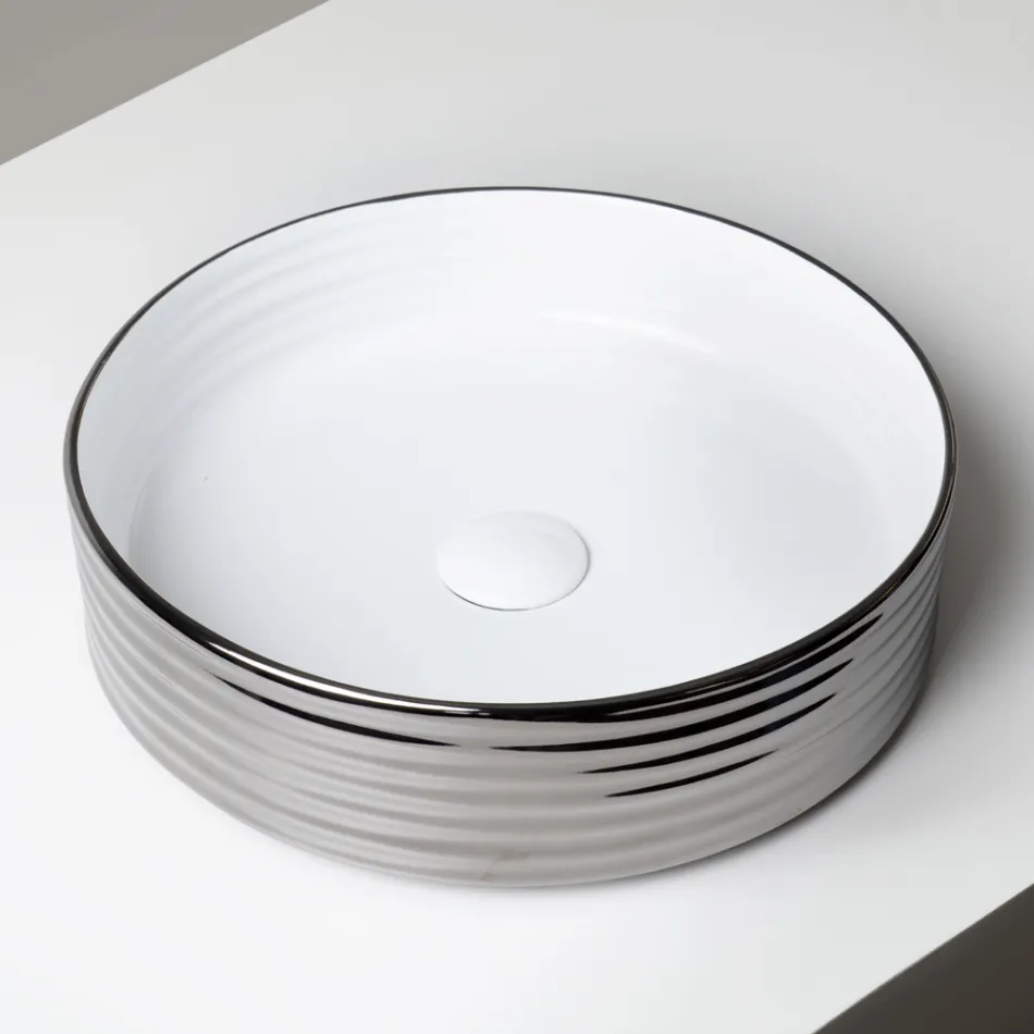 Lavatório de bancada em porcelanato ondulado, fabricado na Itália - Vibrazione Viadurini