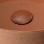 Lavatório de bancada feito de barro natural com diversos acabamentos - Balance Viadurini