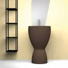 Lavatório autoportante moderno de cerâmica feito na Itália, Basile Viadurini