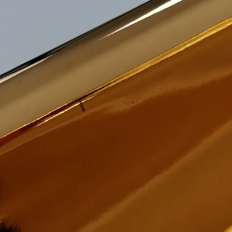 Lavatório de bancada moderno em cerâmica dourada fabricado na Itália Sofia Viadurini