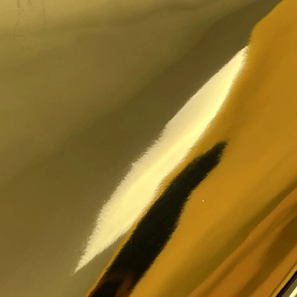 Lavatório de bancada moderno em cerâmica dourada fabricado na Itália Sofia Viadurini