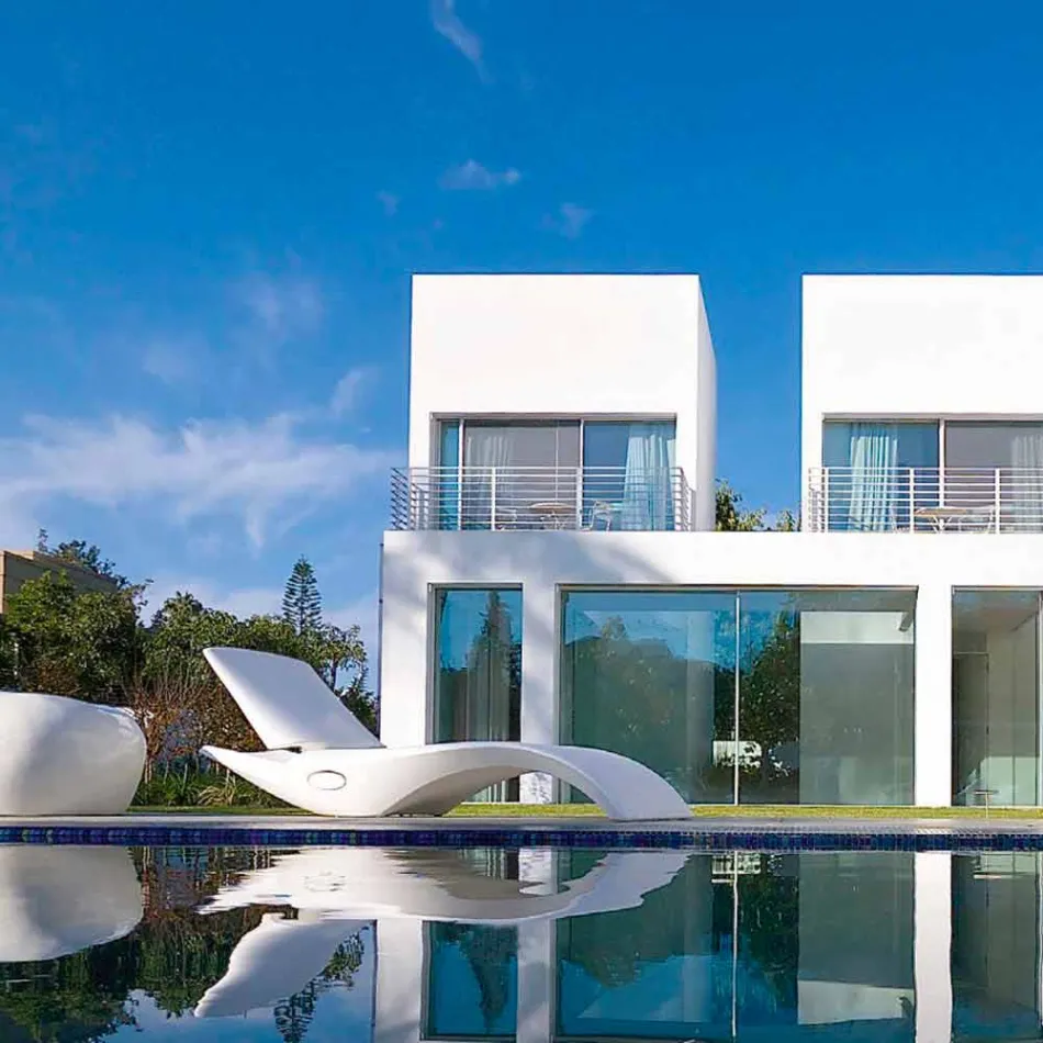 Espreguiçadeira de jardim Chaise Longue Design em plástico branco - Zoe by Mayyour Viadurini