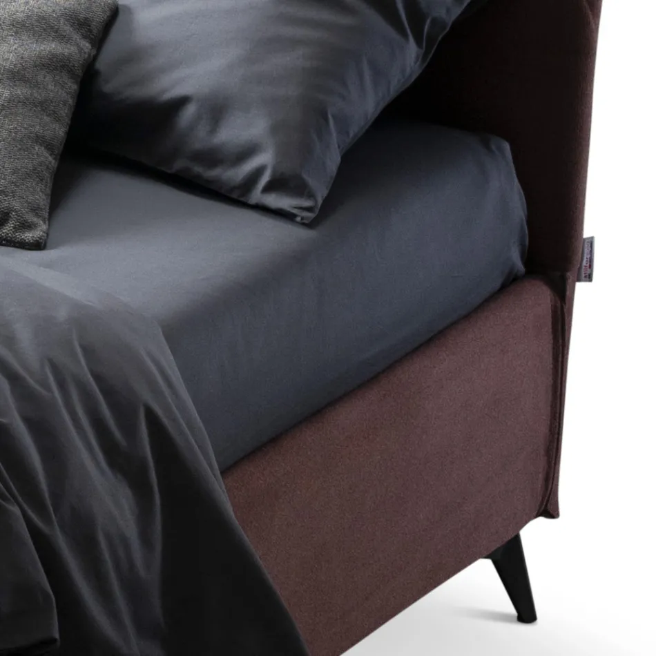 Cama de casal 160x190 com linhas curvas e faixa dupla acolchoada - Gioie Viadurini