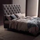 Cama de casal 160x190 com cabeceira alta e acolchoada Made in Italy - Sallie Viadurini