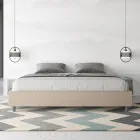 Cama de casal 180x200 cm estofada em couro sintético, fabricada na Itália - Athlete Viadurini