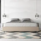 Cama de casal 200x200 cm estofada em couro sintético, fabricada na Itália - Athlete Viadurini