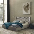 Cama de casal com recipiente de cama, design contemporâneo Selene Bolzan