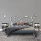 Cama de casal com estrado estofado em diversos acabamentos Made in Italy - Design Viadurini