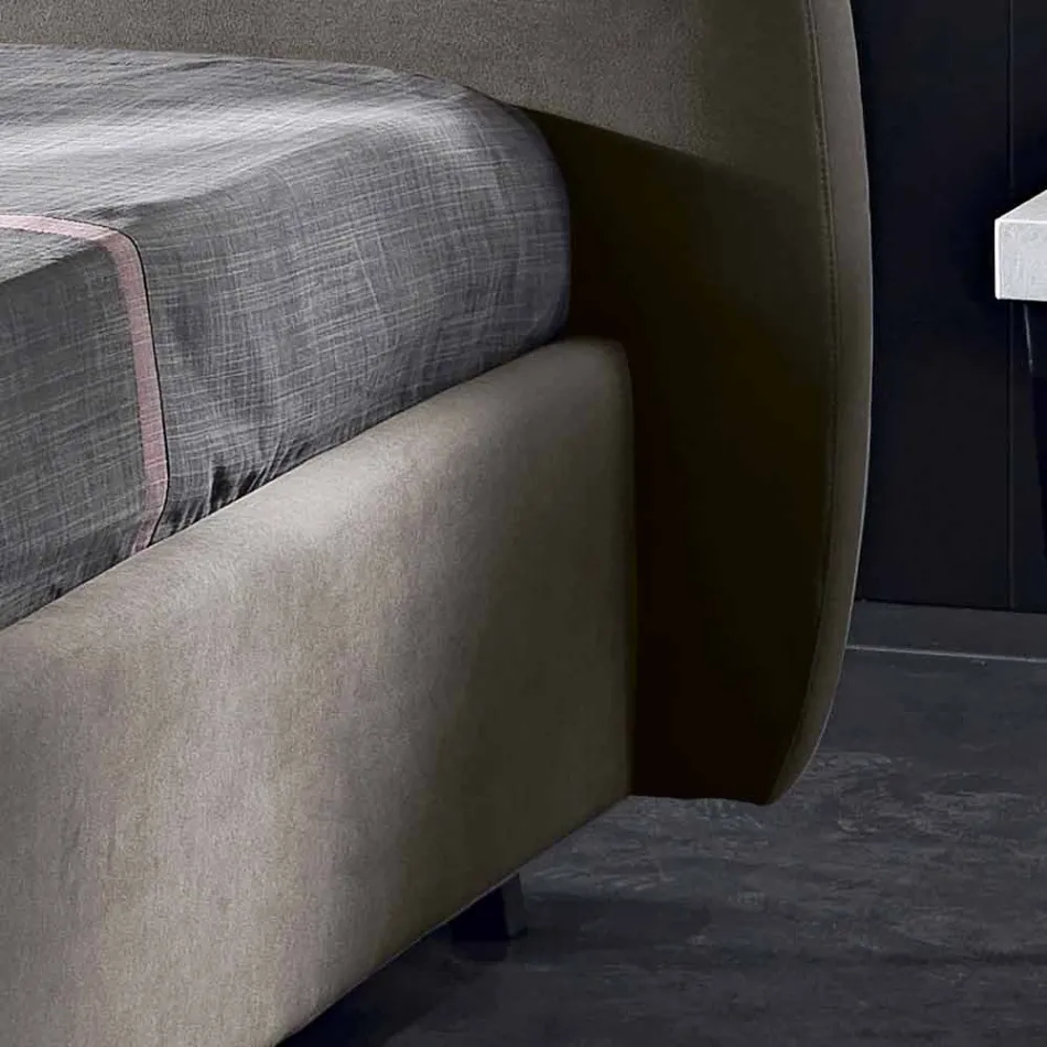 Cama de casal acolchoada com contêiner moderno 160x190 / 200 Reby Viadurini