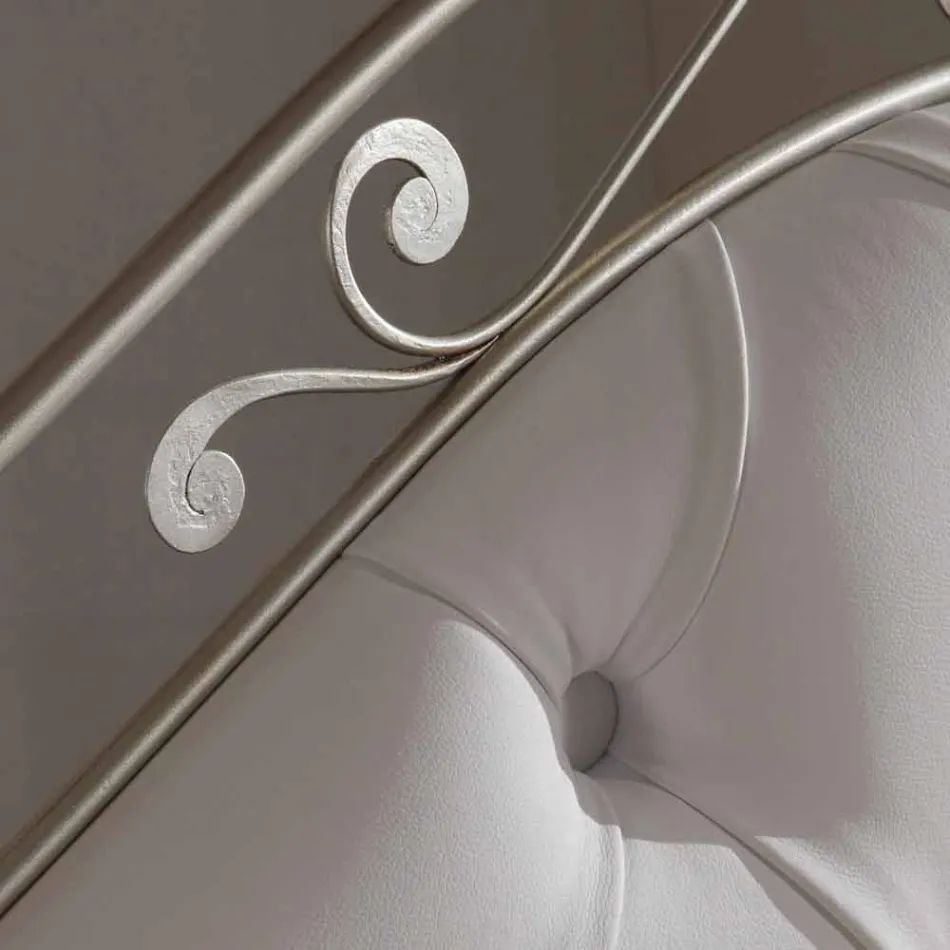 Cama de casal estofada artesanal em ferro maciço Gracie Viadurini