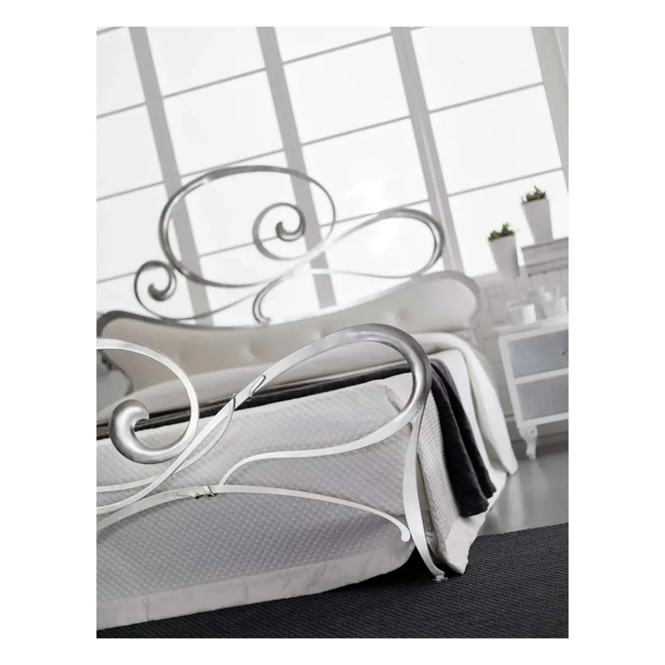 Cama de casal de ferro com estribo coordenado Made in Italy - Laser Viadurini