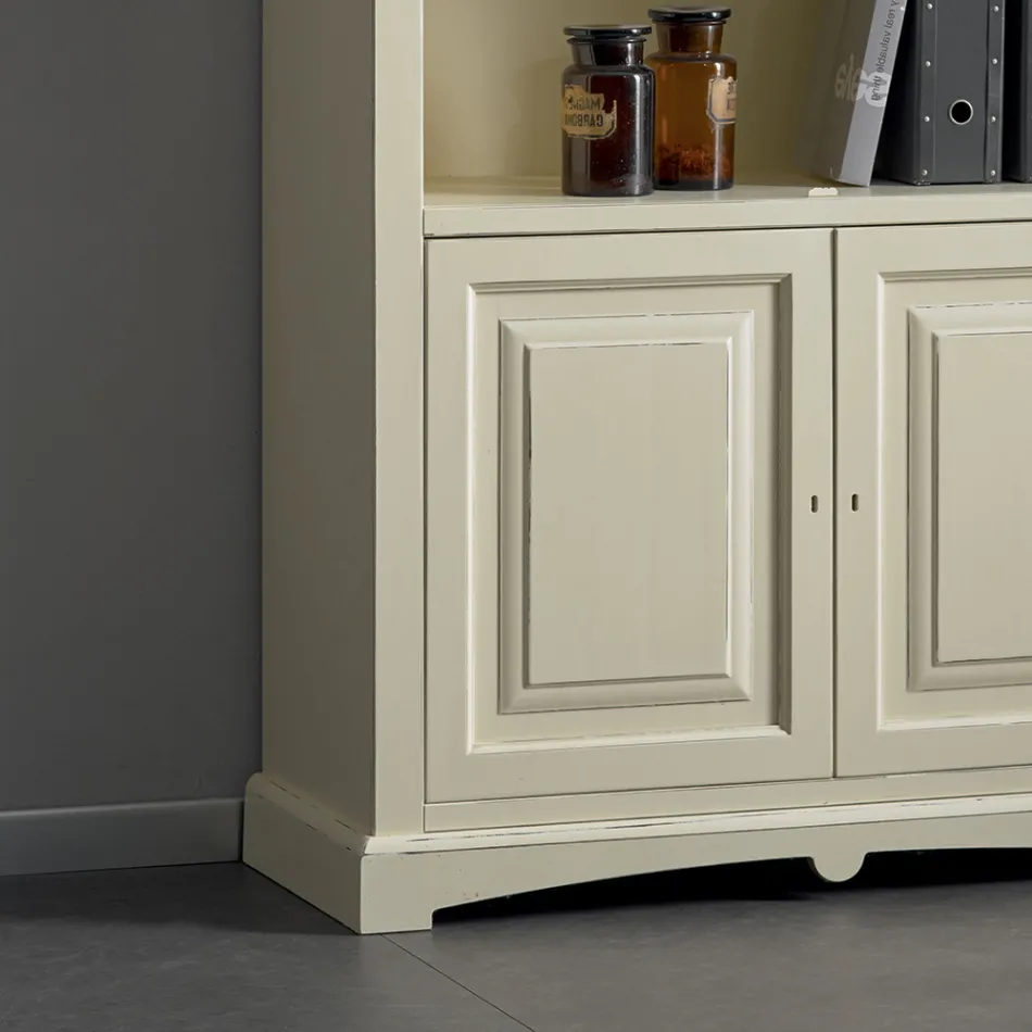 Estante com 4 compartimentos e 2 portas Fabricada em madeira Made in Italy - Eastre Viadurini