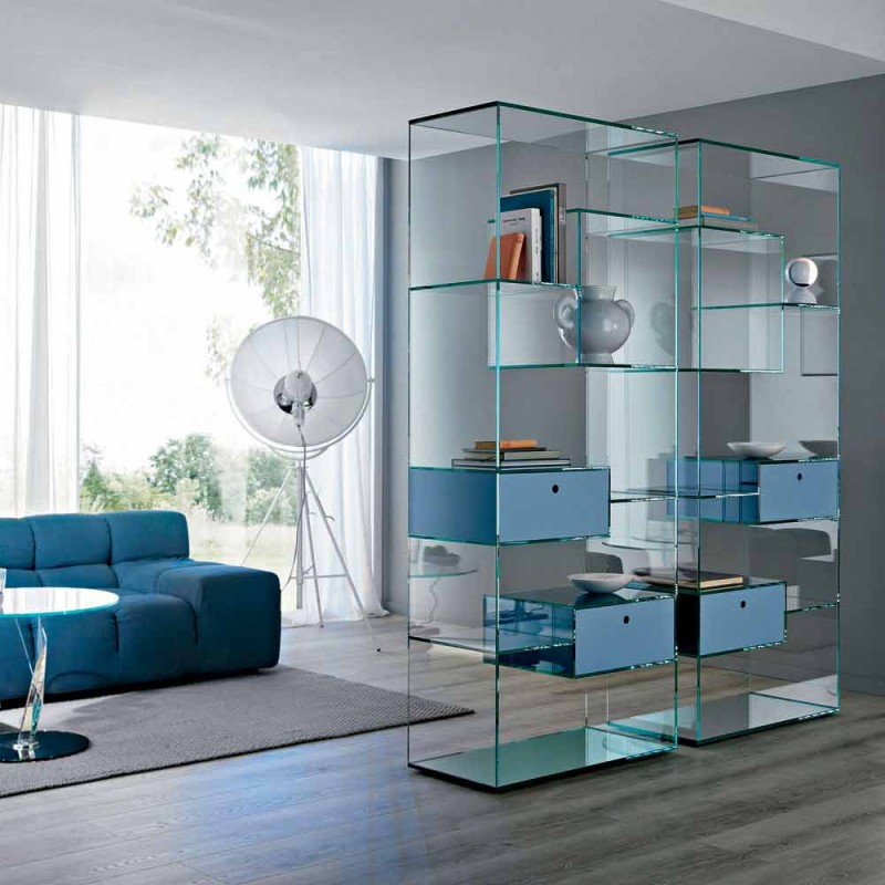 Estante independente da sala de estar com design elegante de vidro
