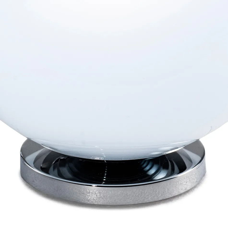 Luminária de mesa Isotta em vidro e metal, disponível em dois tamanhos, fabricada na Itália. Viadurini