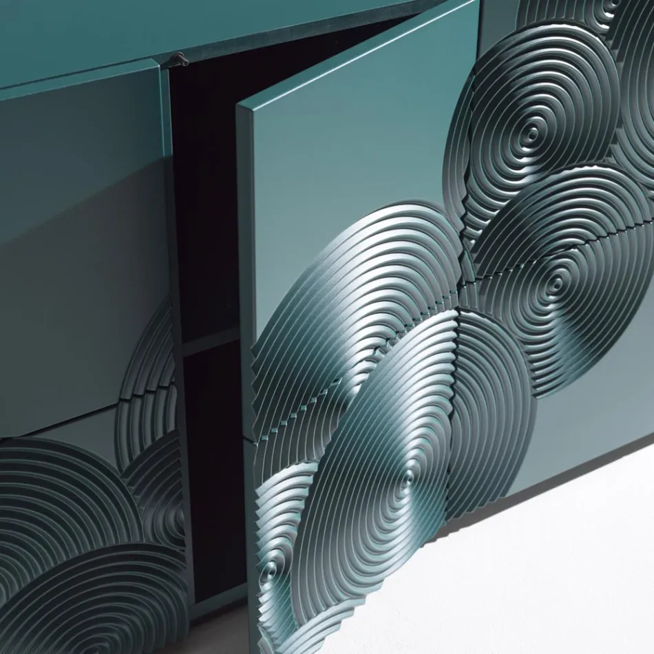 Aparador de 5 portas em MDF laqueado com decoração gravada e acabada à mão - Caranguejo Viadurini