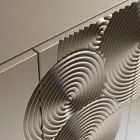 Aparador de 5 portas em MDF laqueado com decoração gravada e acabada à mão - Caranguejo Viadurini