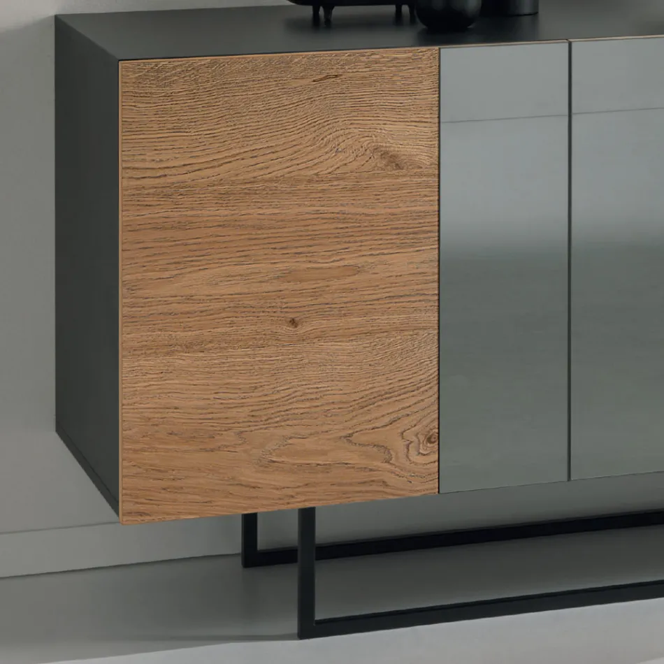 Aparador em melamina com 3 portas de carvalho e espelho. Fabricado na Itália - Romina. Viadurini