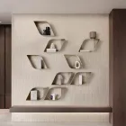 Prateleira de parede metálica Eteris com espaço interno, disponível em três cores. Viadurini