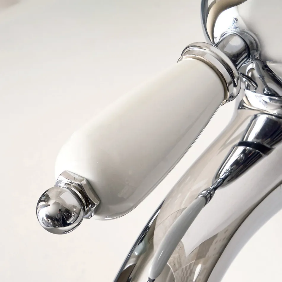 Misturador para bidé estilo clássico em latão artesanal com alavanca - Noriana Viadurini