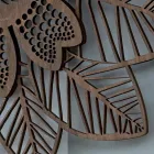 Relógio de parede em madeira clara ou escura com um desenho moderno de flores - Aquilegia Viadurini