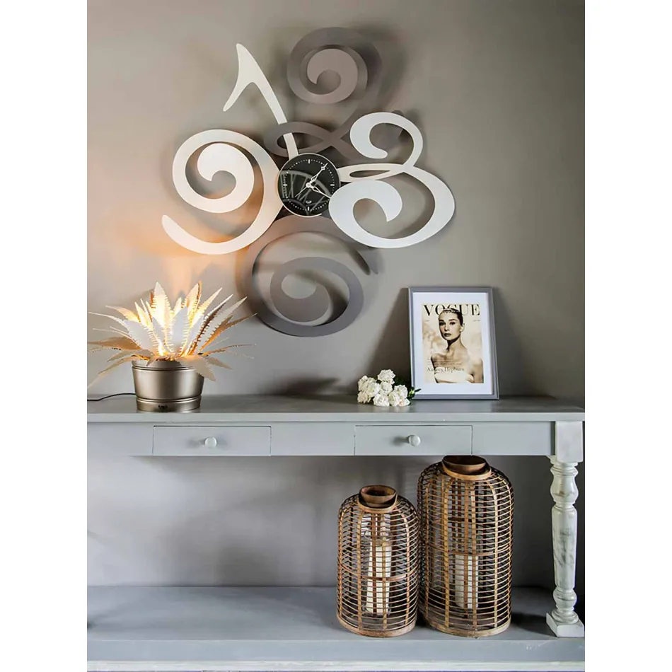 Relógio de parede design em ferro colorido fabricado na Itália - Fiordaliso Viadurini