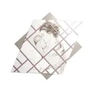 Painel gravado a laser com mulher e criança feito na Itália - Harald Viadurini