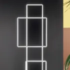 Candeeiro de pé LED de design em ouro ou metal pintado de prata - formal Viadurini