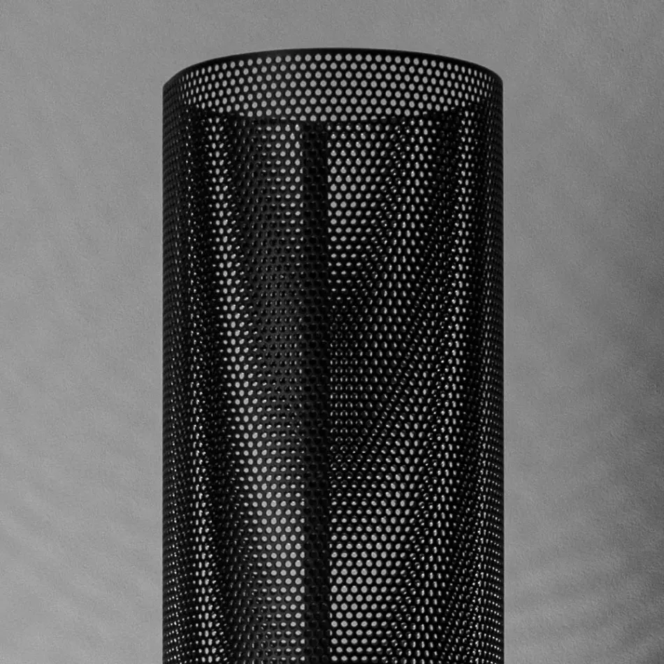 Candeeiro de pé com difusor de metal perfurado Made in Italy - Come Viadurini