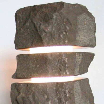 Pedra de mármore brilhante da Fior di Pesco Carnico com 3 cortes em Stonehenge Viadurini