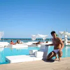 Poltrona flutuante Trona white design Luxury, made in Italy Viadurini