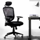 Poltrona Giratória Moderna Semidirecional e Operacional em Preto Reta - Simona Viadurini