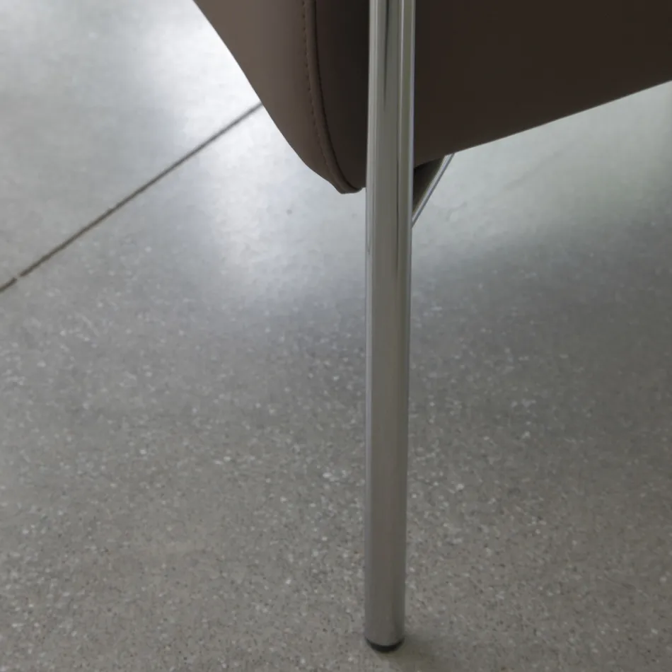 Poltrona de metal e assento de couro ecológico Fabricado na Itália - Menta Viadurini