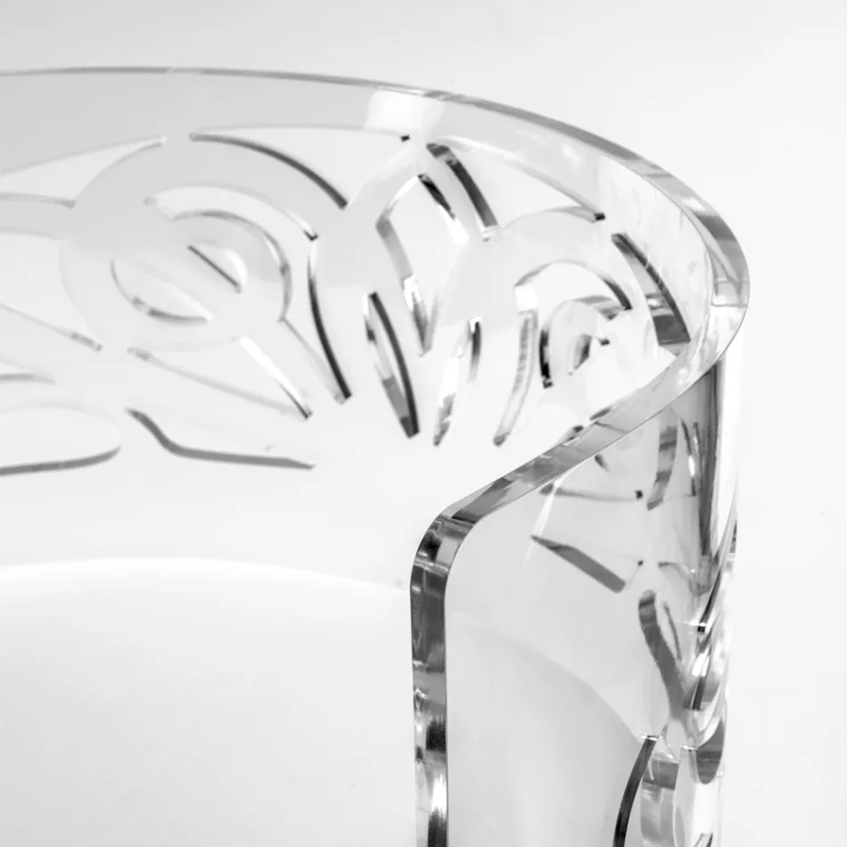 Poltrona Caelia em acrílico transparente com assento acolchoado, fabricada na Itália. Viadurini