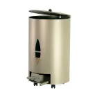 Porta pellets com tampa, vassoura e pá Made in Italy - Cacatua Viadurini