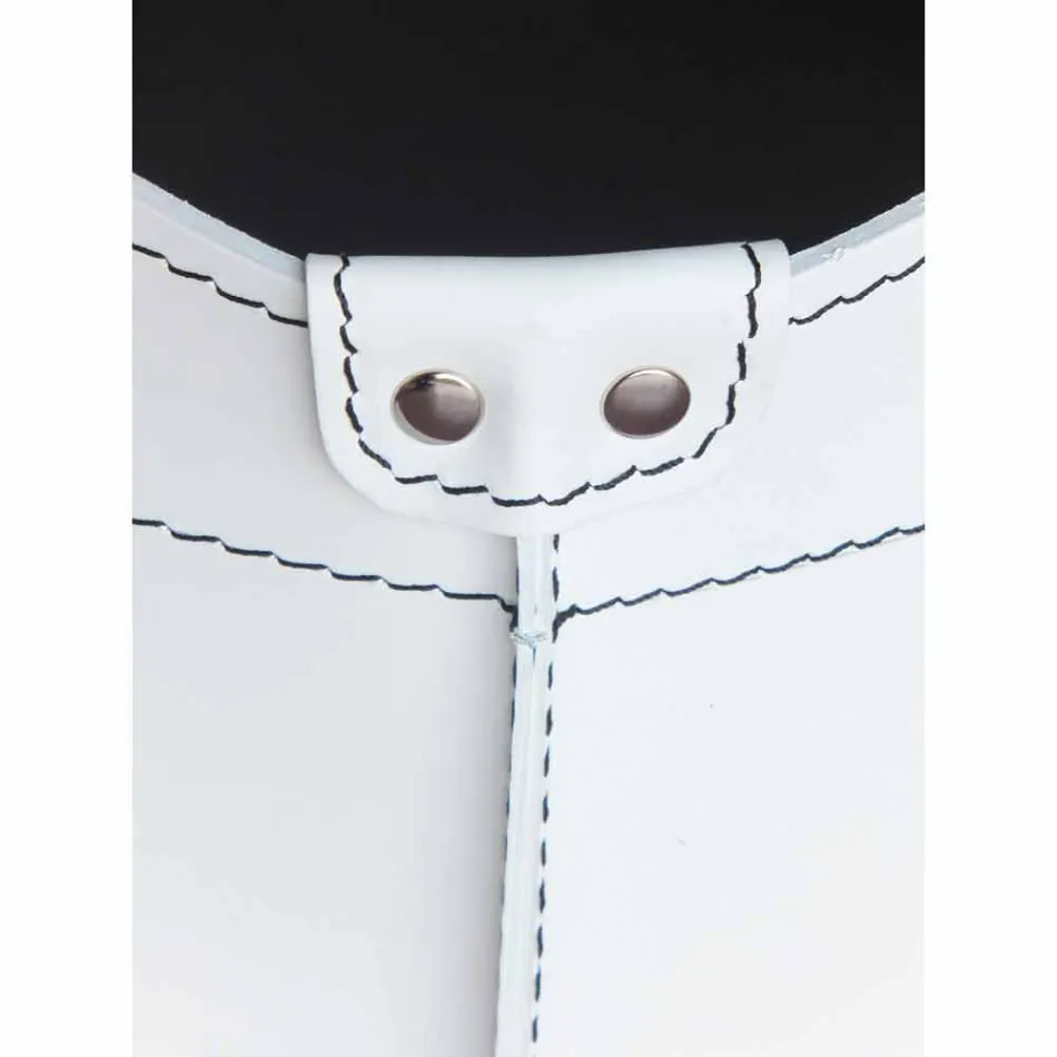 Suporte de lenha para interior com rodas em couro regenerado moderno Fabia Viadurini