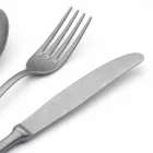 Talheres de aço com design luxuoso vintage colorido efeito 24 peças - Tigger Viadurini