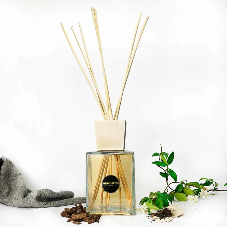 Room Fragrance Oud Wood 2.5 Lt com Sticks - Ventodisardegna Viadurini