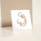 Imagem gravada a laser de Maria e Menino Jesus feita na Itália - Nigella Viadurini