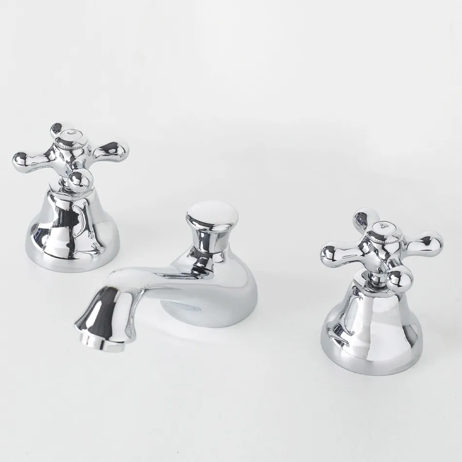 Torneira para pia de banheiro com 3 furos em latão com ralo estilo clássico - Ercolina Viadurini