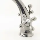 Torneira para pia de banheiro com furo único em latão com ralo estilo clássico - Ercolina Viadurini