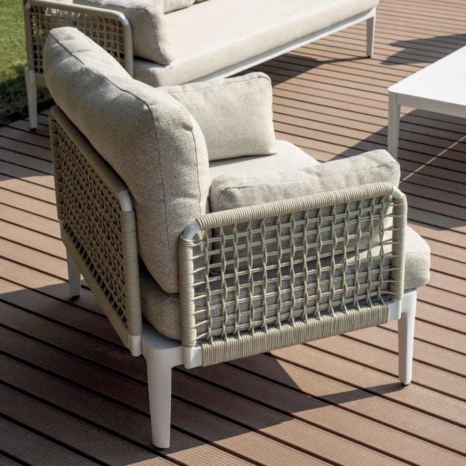 Sala de estar composta por 2 poltronas, 1 sofá e mesa de centro em alumínio - Symphony Viadurini