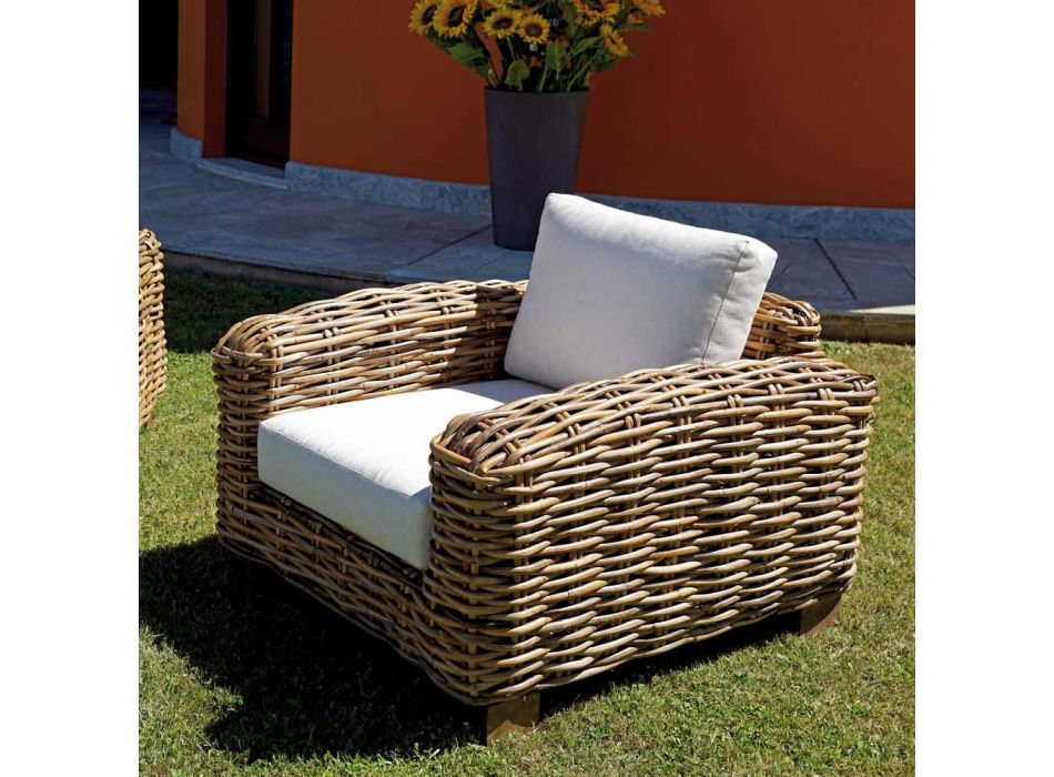 Rattan Garden Lounge com mesa de centro de madeira e almofadas - Hugues Viadurini