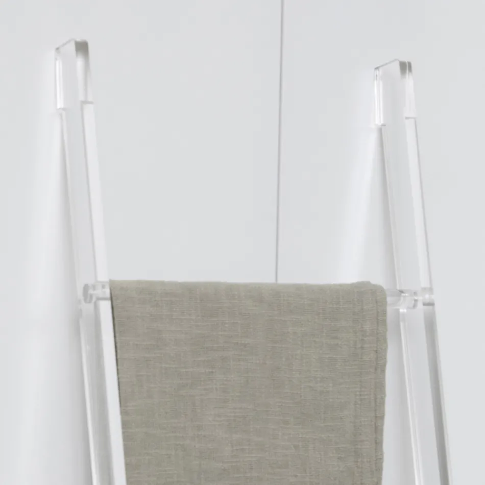 Escada porta-toalhas de banheiro de cristal acrílico transparente - Smart Viadurini