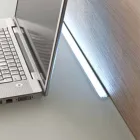 Secretária Suspensa em Cristal com Estrutura Metálica Made in Italy - Silício Viadurini