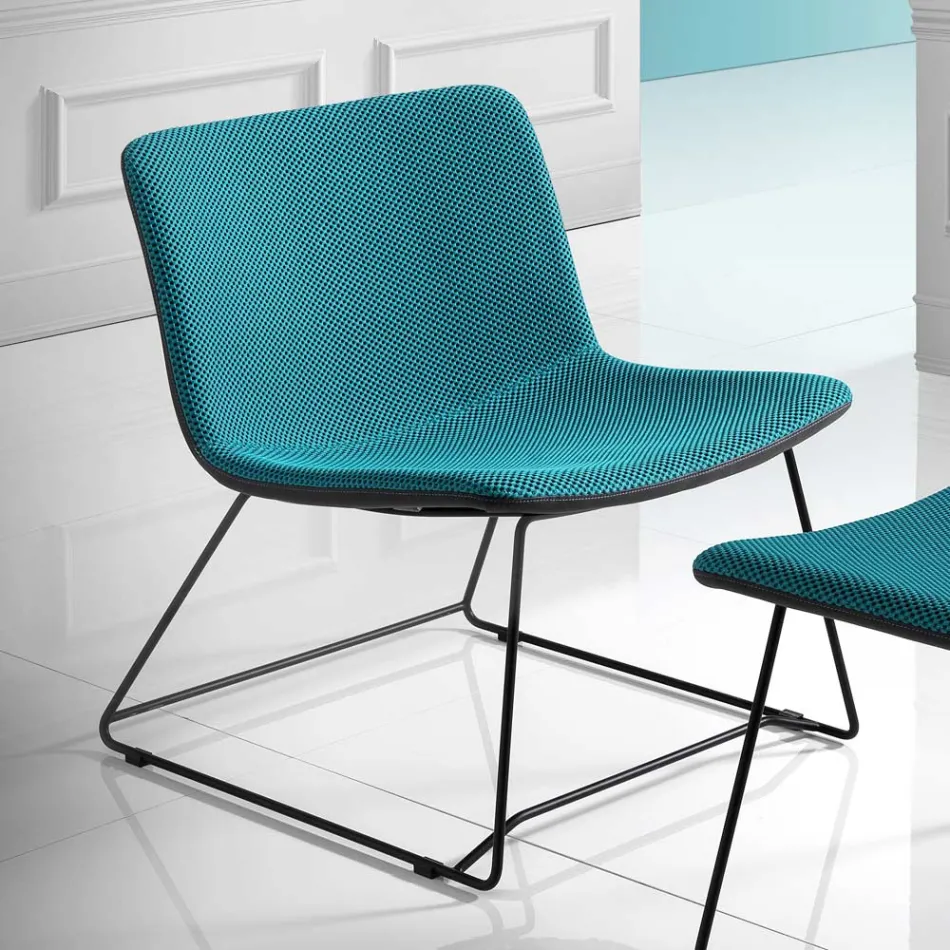 Cadeira com Apoio para Pés em Tecido Vulcano e Pernas Metálicas Made in Italy - Amane Viadurini