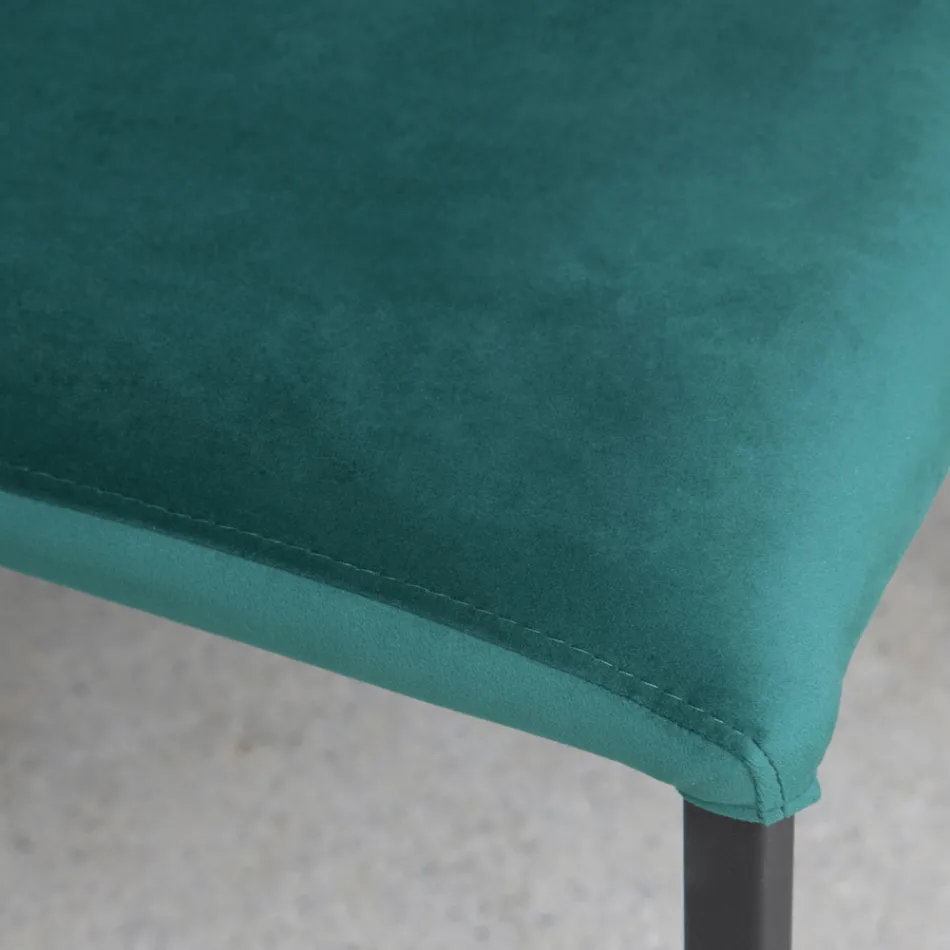 Cadeira de cozinha com pernas de metal e assento de veludo, 4 peças - Darvina Viadurini