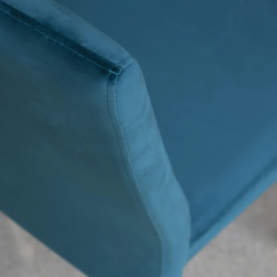 Cadeira de cozinha com pernas de metal e assento de veludo, 4 peças - Darvina Viadurini